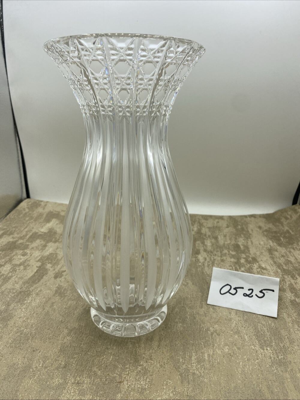 Fine Cut Lead Crystal Vertical Ribbed Footed 8" Tall Striped Vase Heavy